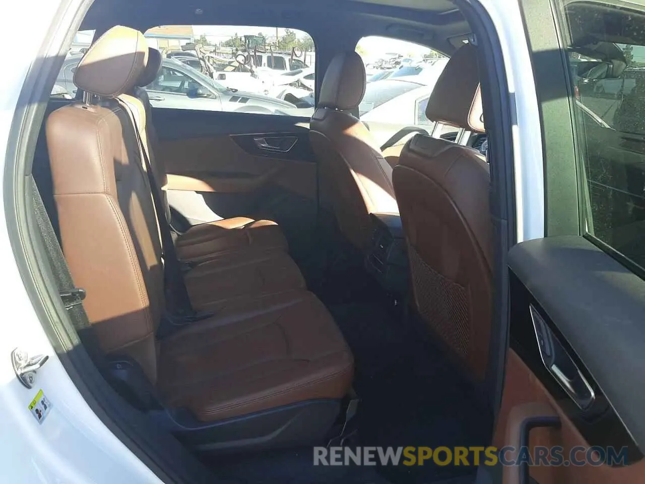 6 Photograph of a damaged car WA1AAAF76KD007262 AUDI Q7 2019