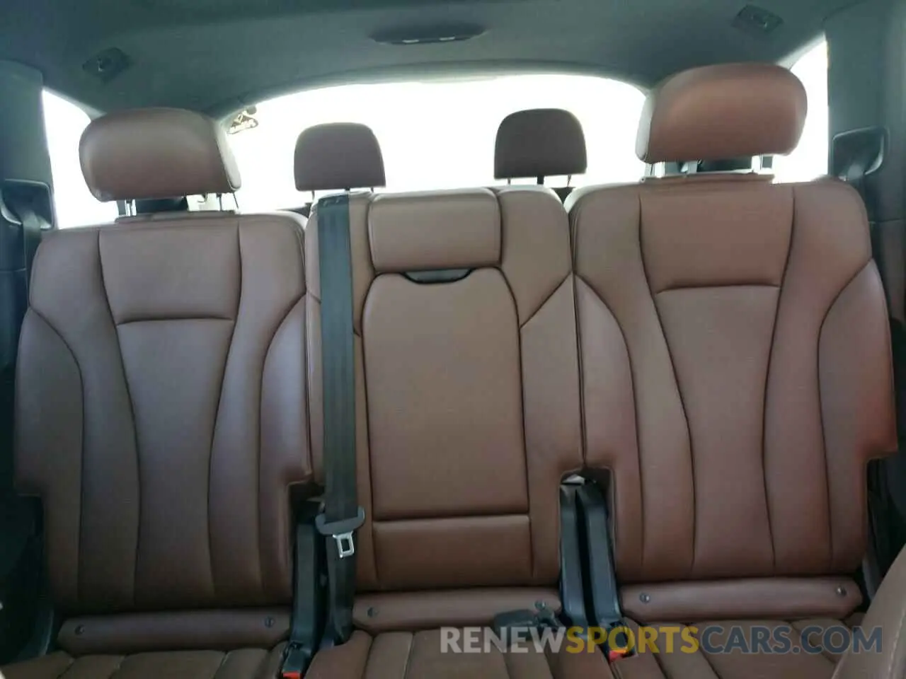 10 Photograph of a damaged car WA1AAAF77KD023888 AUDI Q7 2019