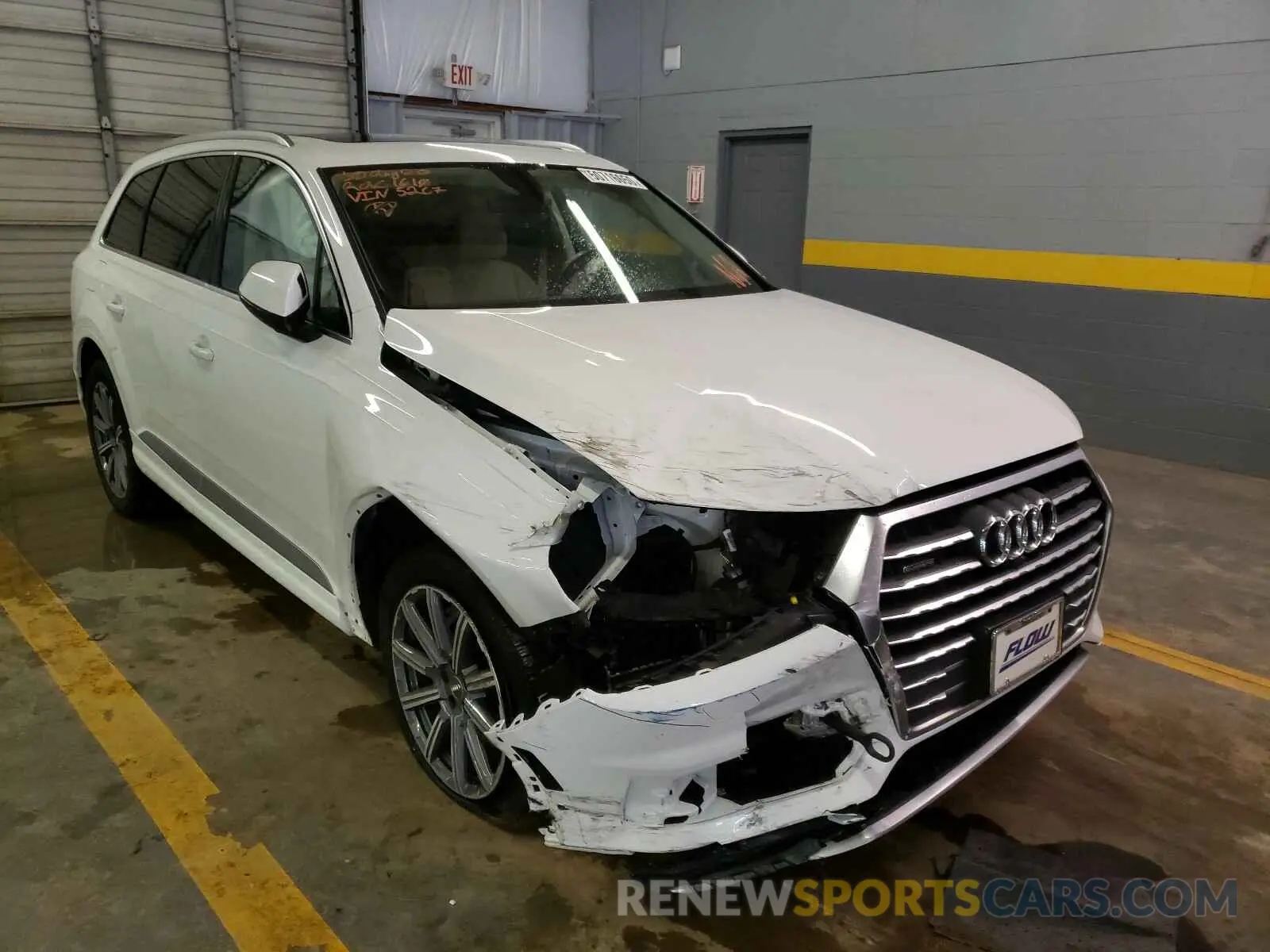 1 Photograph of a damaged car WA1AAAF78KD045267 AUDI Q7 2019