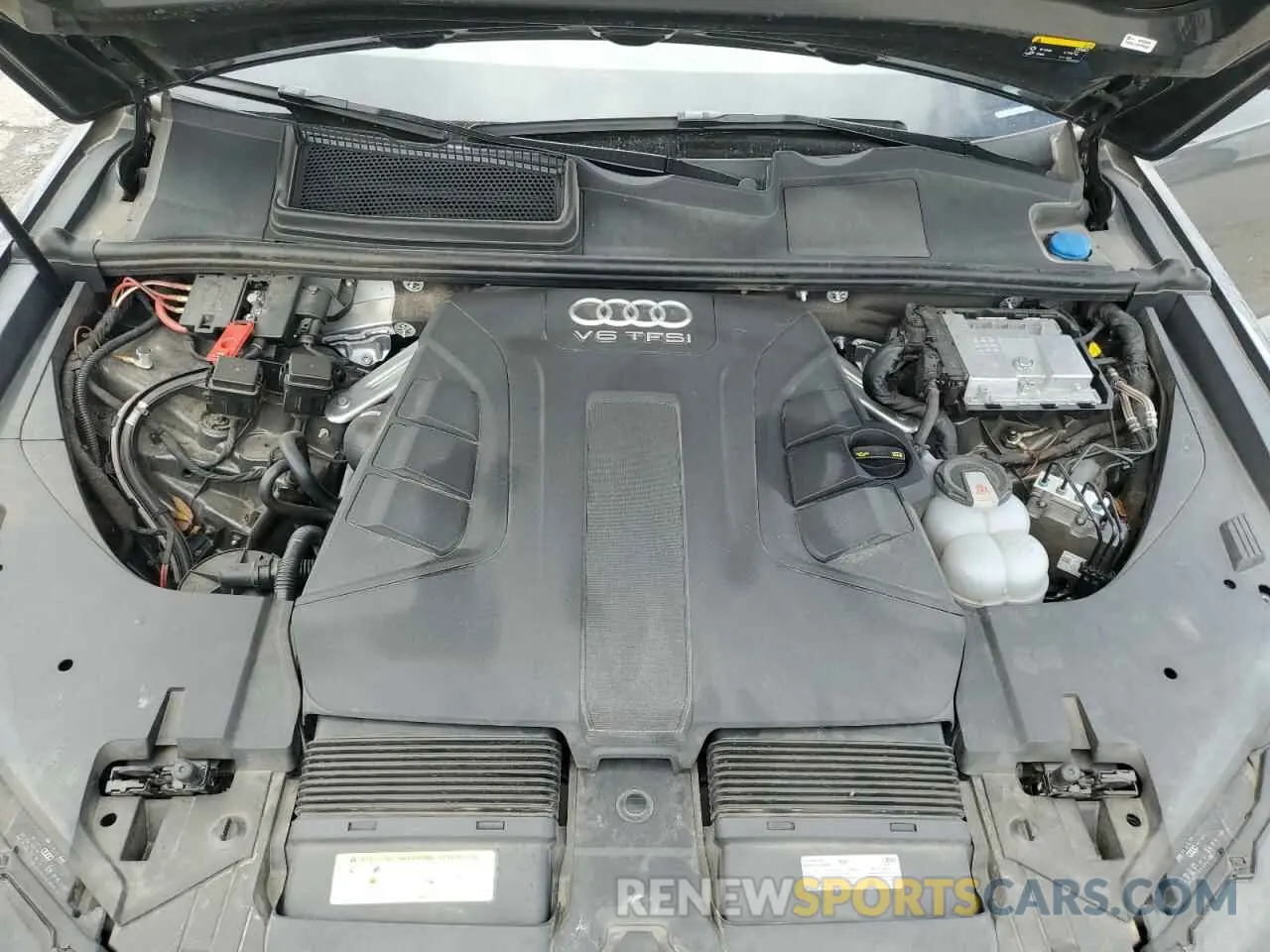 12 Photograph of a damaged car WA1AAAF79KD006929 AUDI Q7 2019