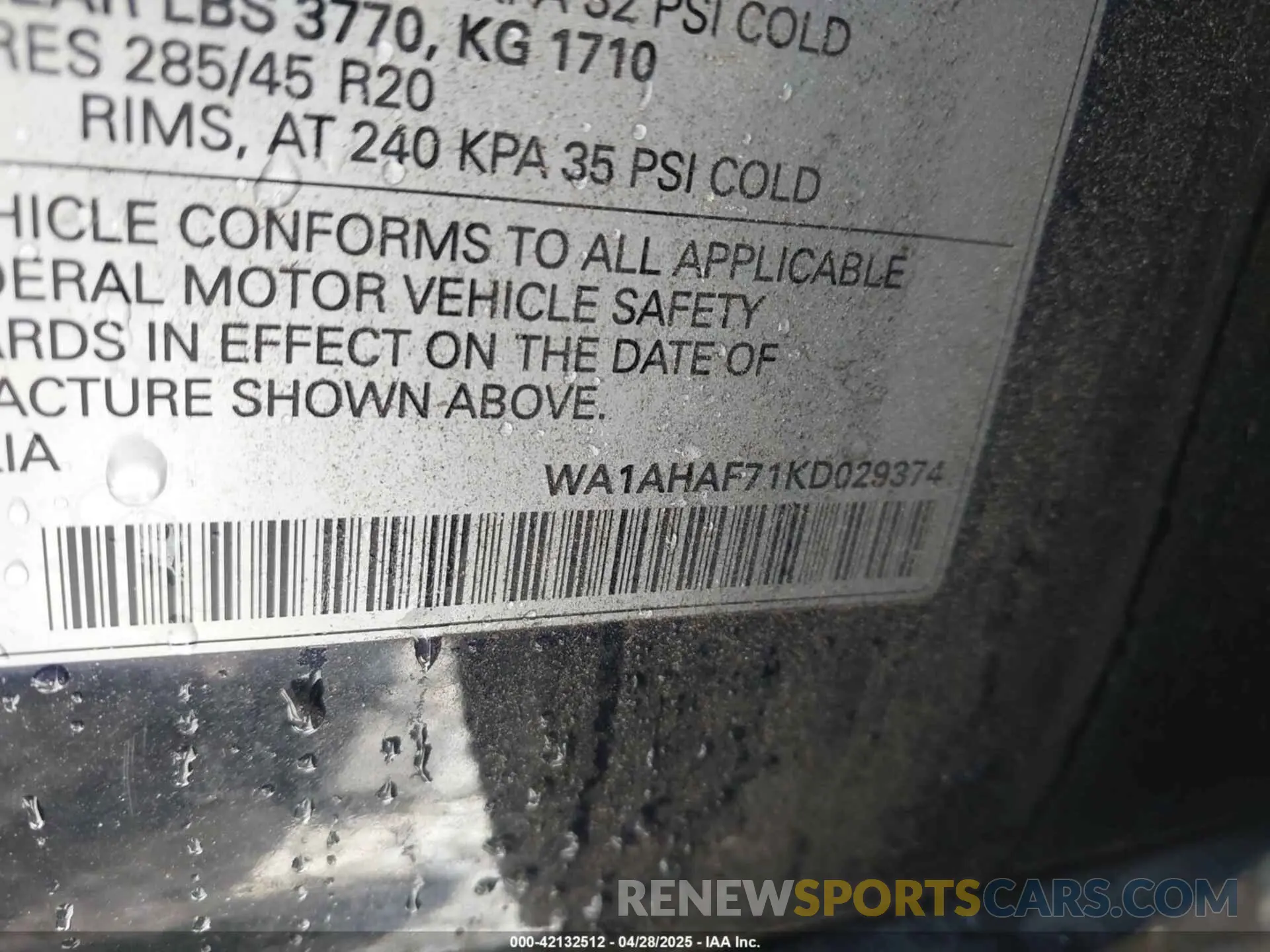 9 Photograph of a damaged car WA1AHAF71KD029374 AUDI Q7 2019