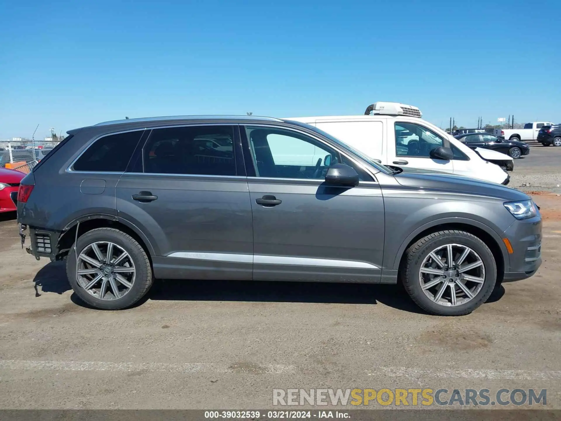 14 Фотография поврежденного автомобиля WA1AHAF71KD035773 AUDI Q7 2019