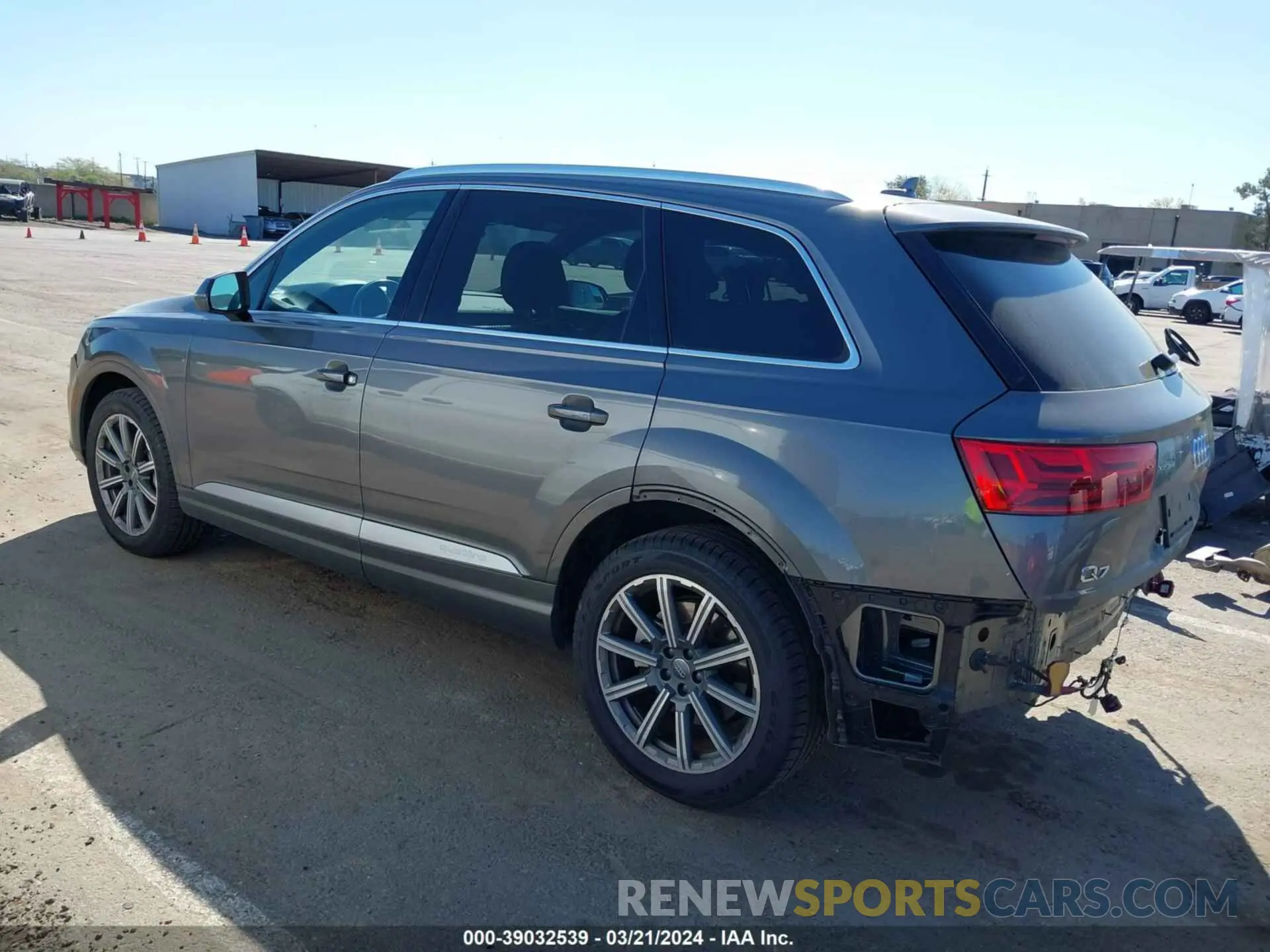 3 Фотография поврежденного автомобиля WA1AHAF71KD035773 AUDI Q7 2019