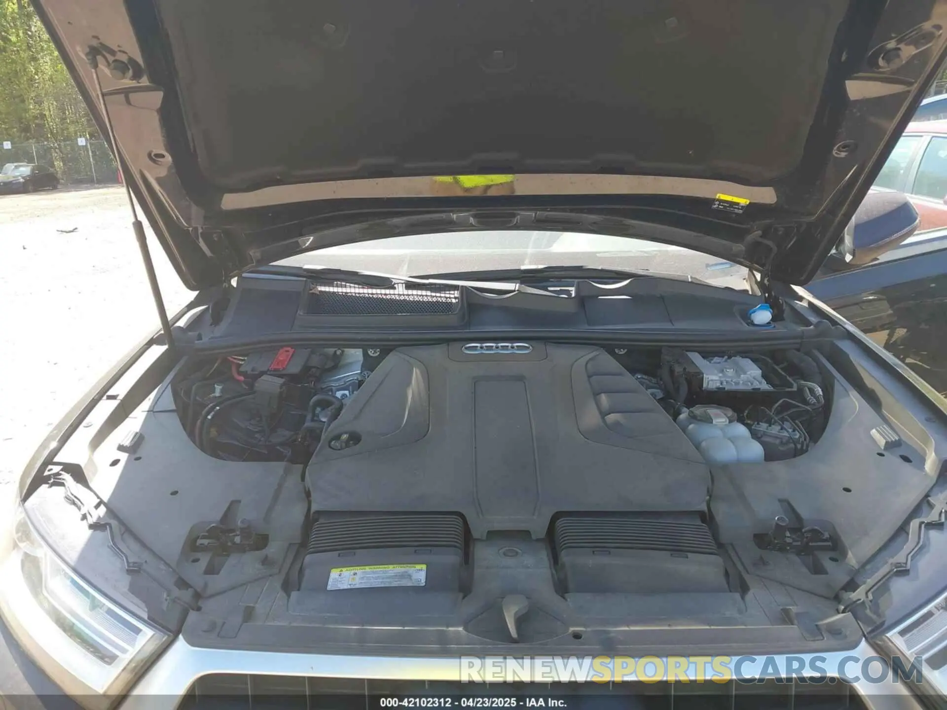 10 Photograph of a damaged car WA1AHAF72KD028489 AUDI Q7 2019