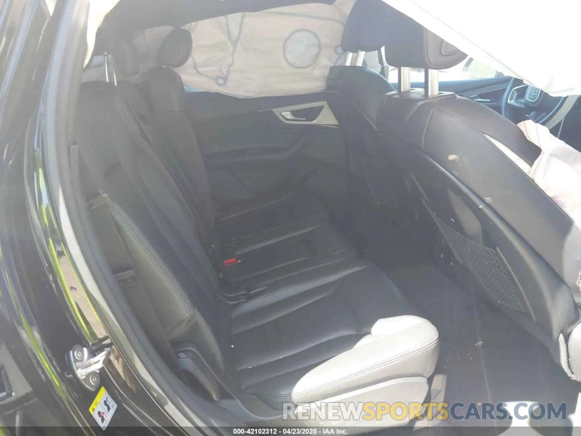 8 Photograph of a damaged car WA1AHAF72KD028489 AUDI Q7 2019