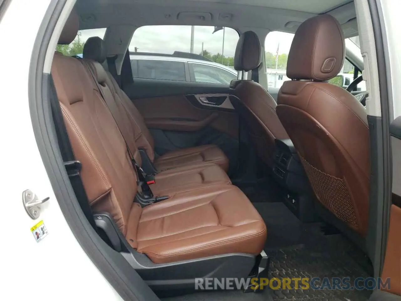 11 Photograph of a damaged car WA1AHAF77KD031372 AUDI Q7 2019