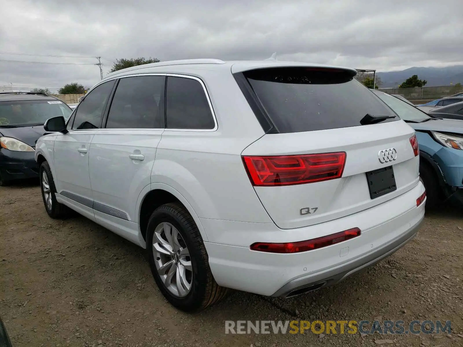 3 Фотография поврежденного автомобиля WA1AHAF78KD034913 AUDI Q7 2019