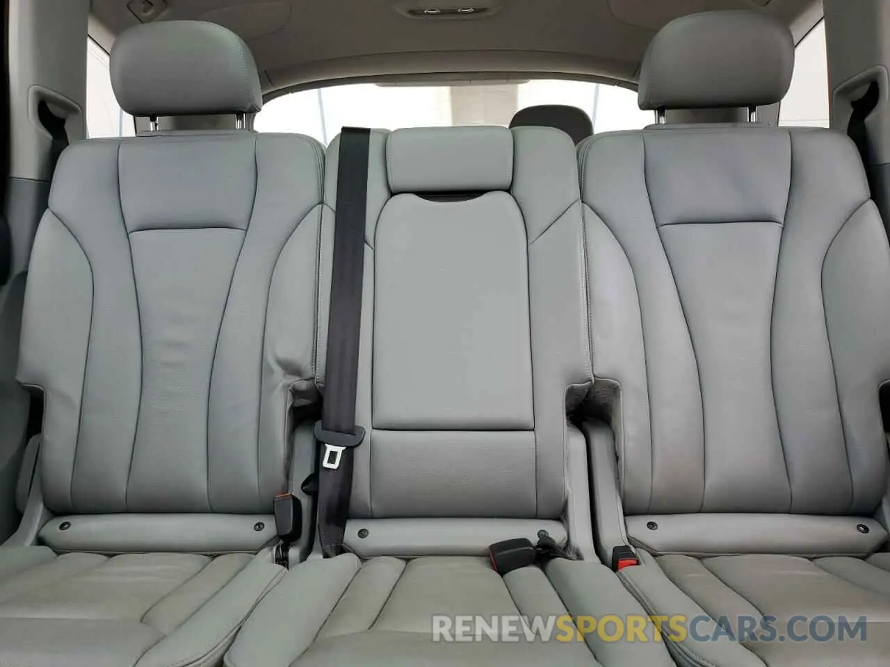 10 Фотография поврежденного автомобиля WA1LAAF70KD001563 AUDI Q7 2019
