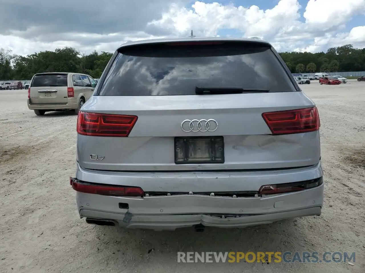 6 Фотография поврежденного автомобиля WA1LAAF70KD001563 AUDI Q7 2019