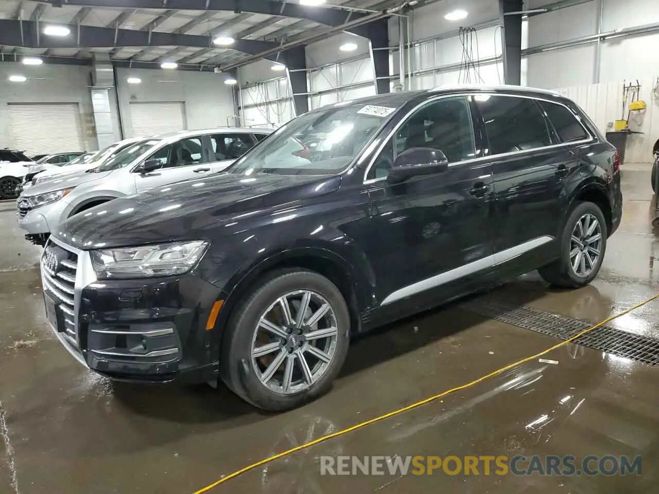 1 Фотография поврежденного автомобиля WA1LAAF70KD009226 AUDI Q7 2019