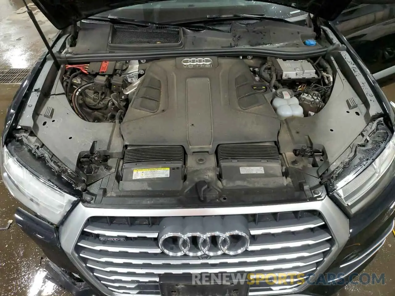 12 Фотография поврежденного автомобиля WA1LAAF70KD009226 AUDI Q7 2019