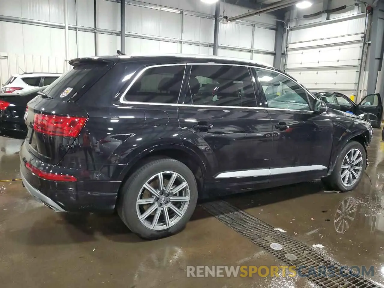 3 Фотография поврежденного автомобиля WA1LAAF70KD009226 AUDI Q7 2019
