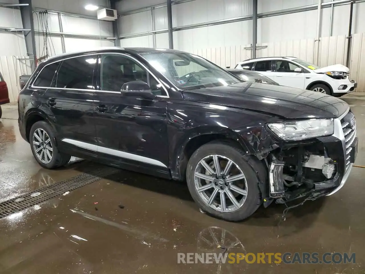 4 Фотография поврежденного автомобиля WA1LAAF70KD009226 AUDI Q7 2019