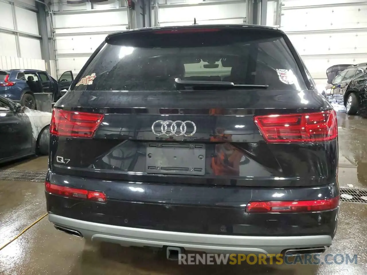 6 Фотография поврежденного автомобиля WA1LAAF70KD009226 AUDI Q7 2019