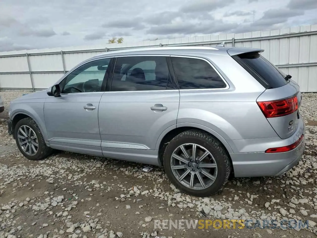 2 Photograph of a damaged car WA1LAAF70KD029783 AUDI Q7 2019