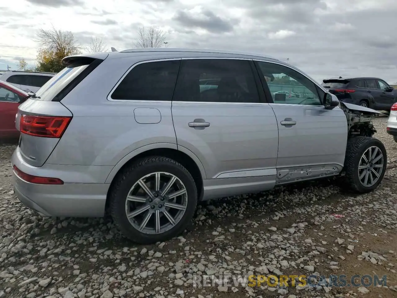 3 Photograph of a damaged car WA1LAAF70KD029783 AUDI Q7 2019