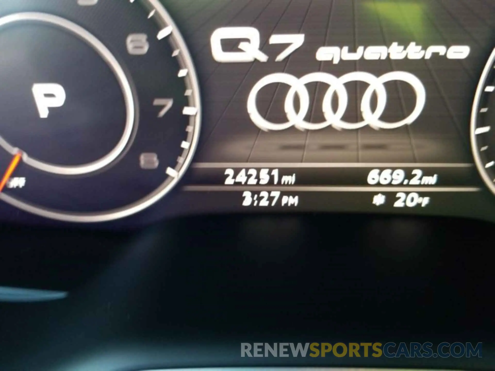 11 Photograph of a damaged car WA1LAAF70KD030691 AUDI Q7 2019