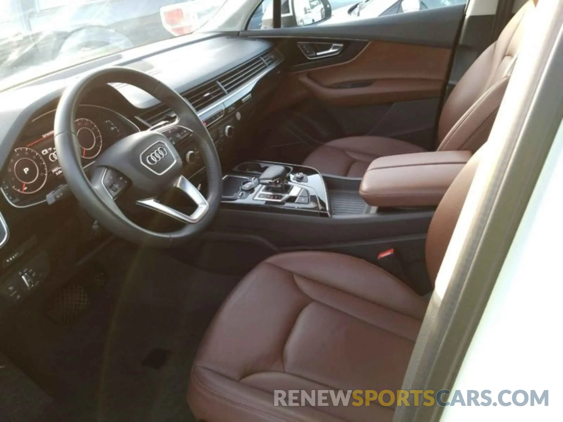 9 Photograph of a damaged car WA1LAAF70KD030691 AUDI Q7 2019