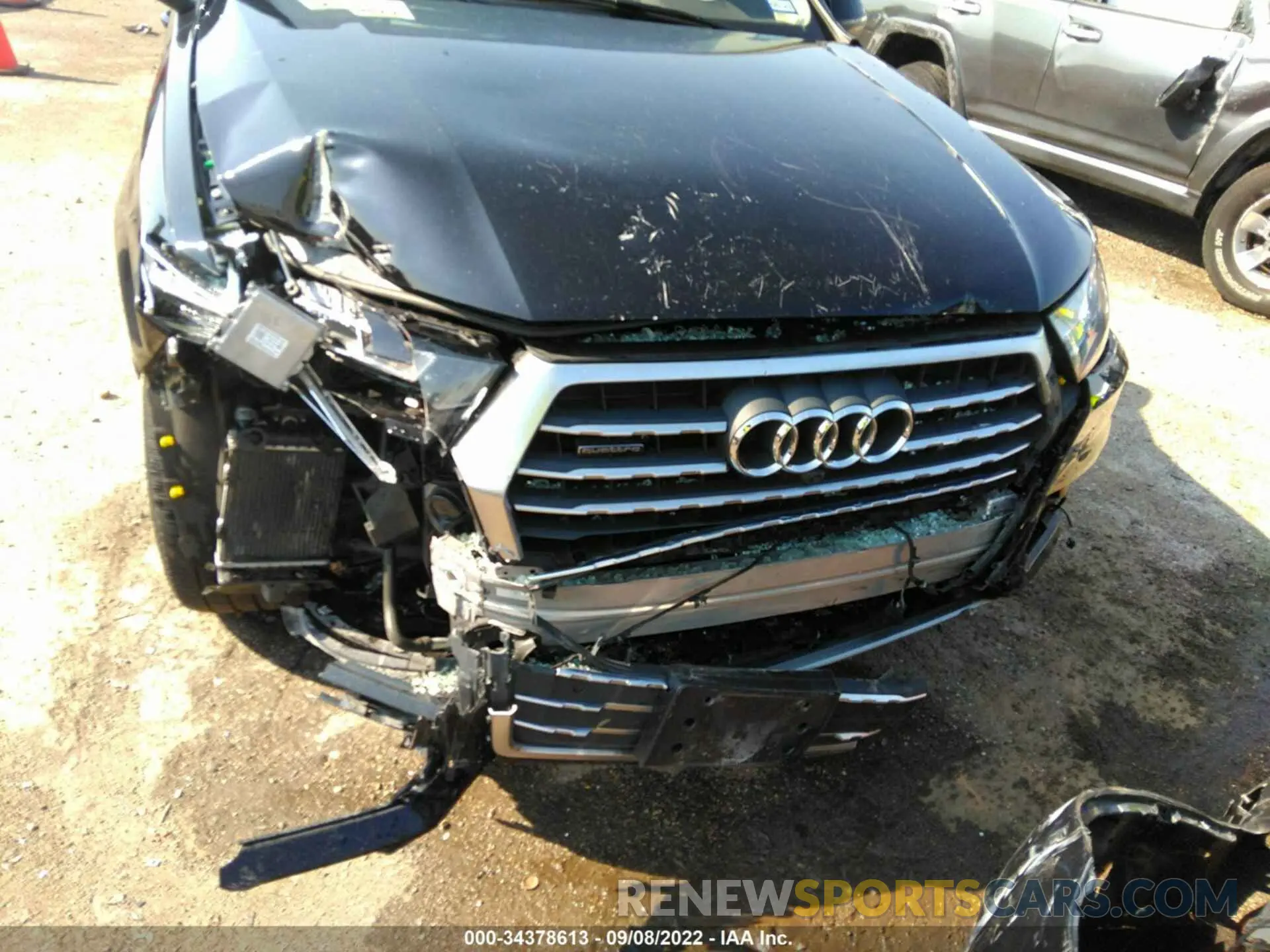 6 Photograph of a damaged car WA1LAAF71KD040632 AUDI Q7 2019