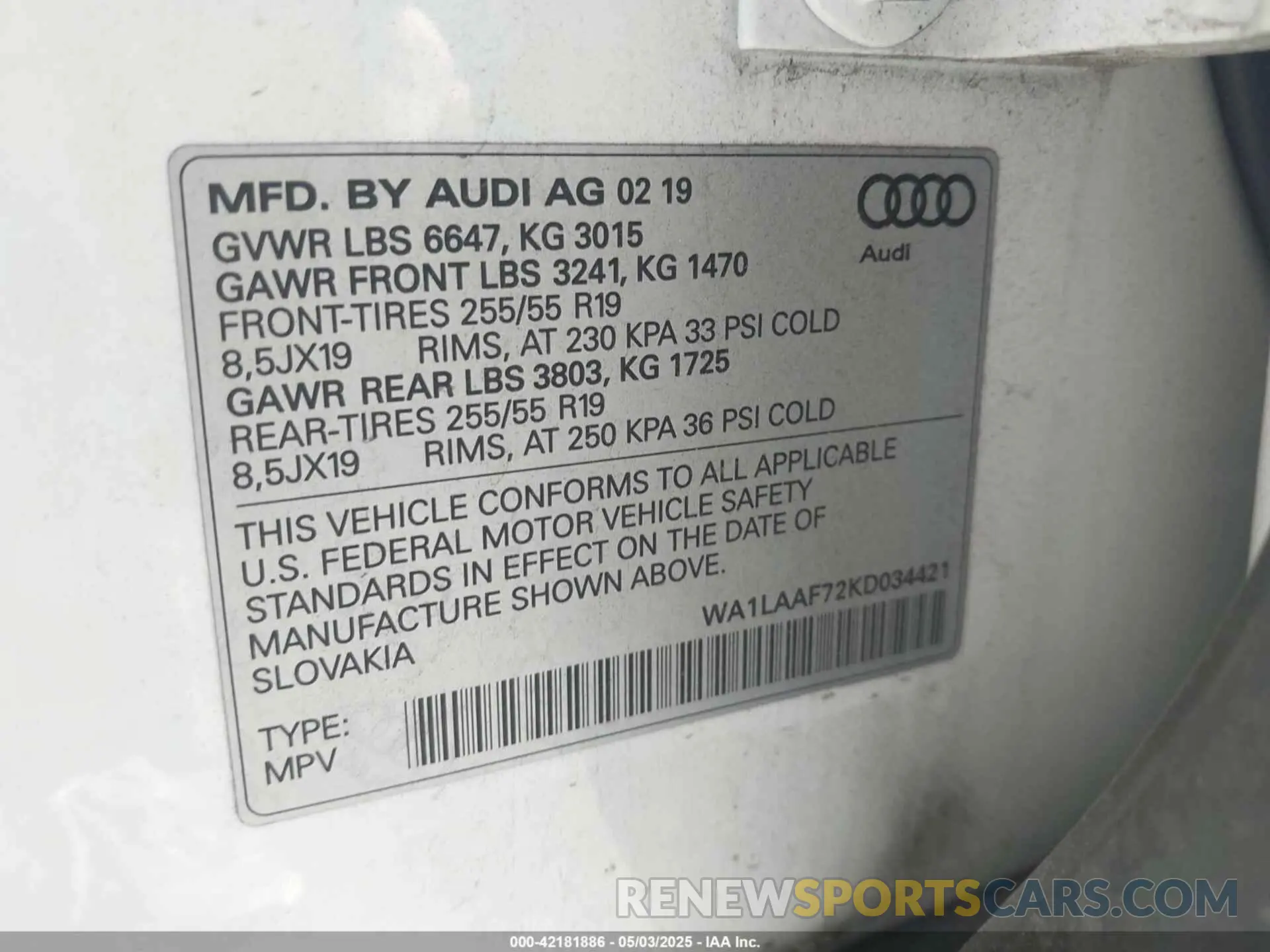 9 Photograph of a damaged car WA1LAAF72KD034421 AUDI Q7 2019
