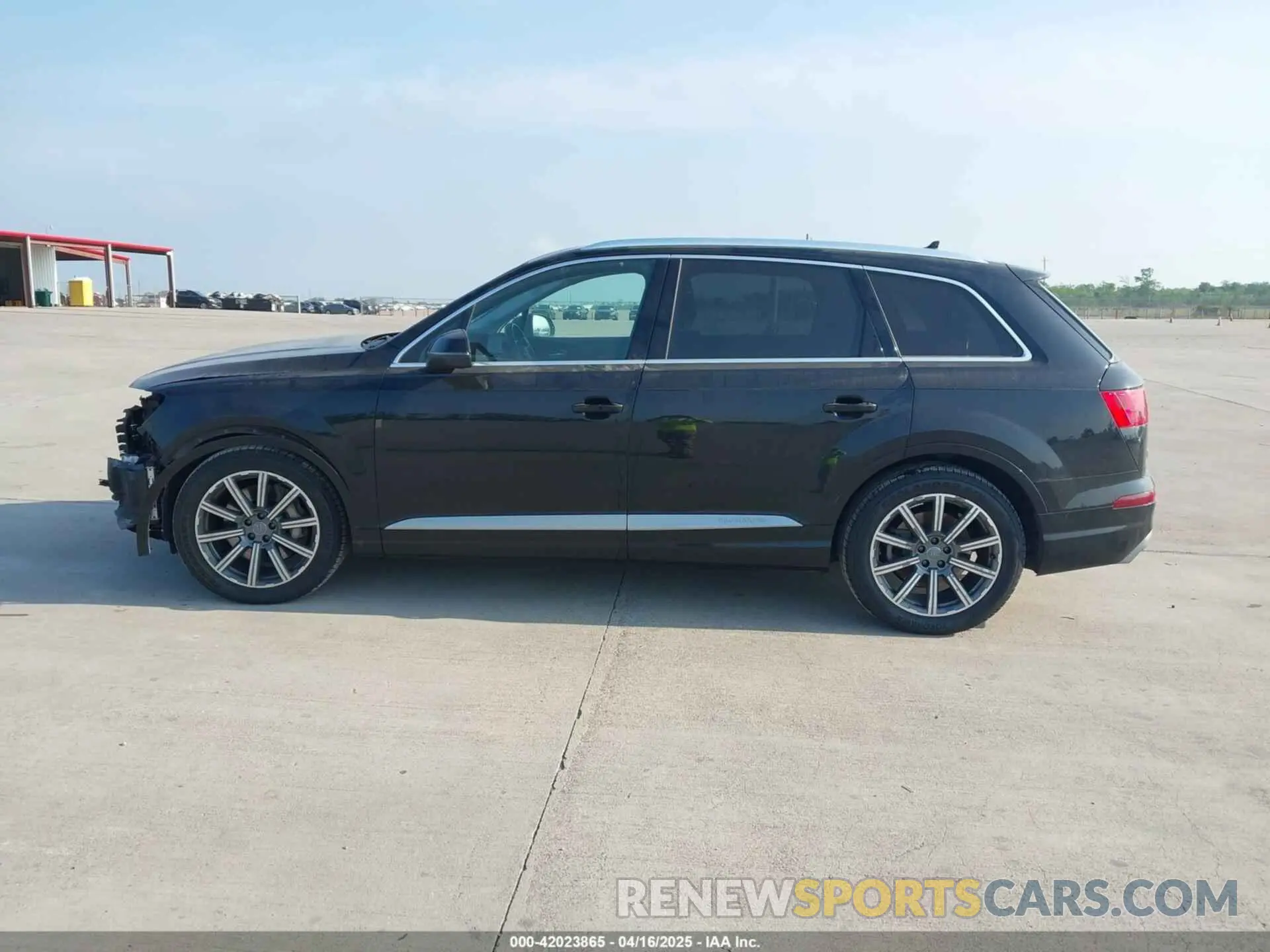 14 Фотография поврежденного автомобиля WA1LAAF72KD046925 AUDI Q7 2019