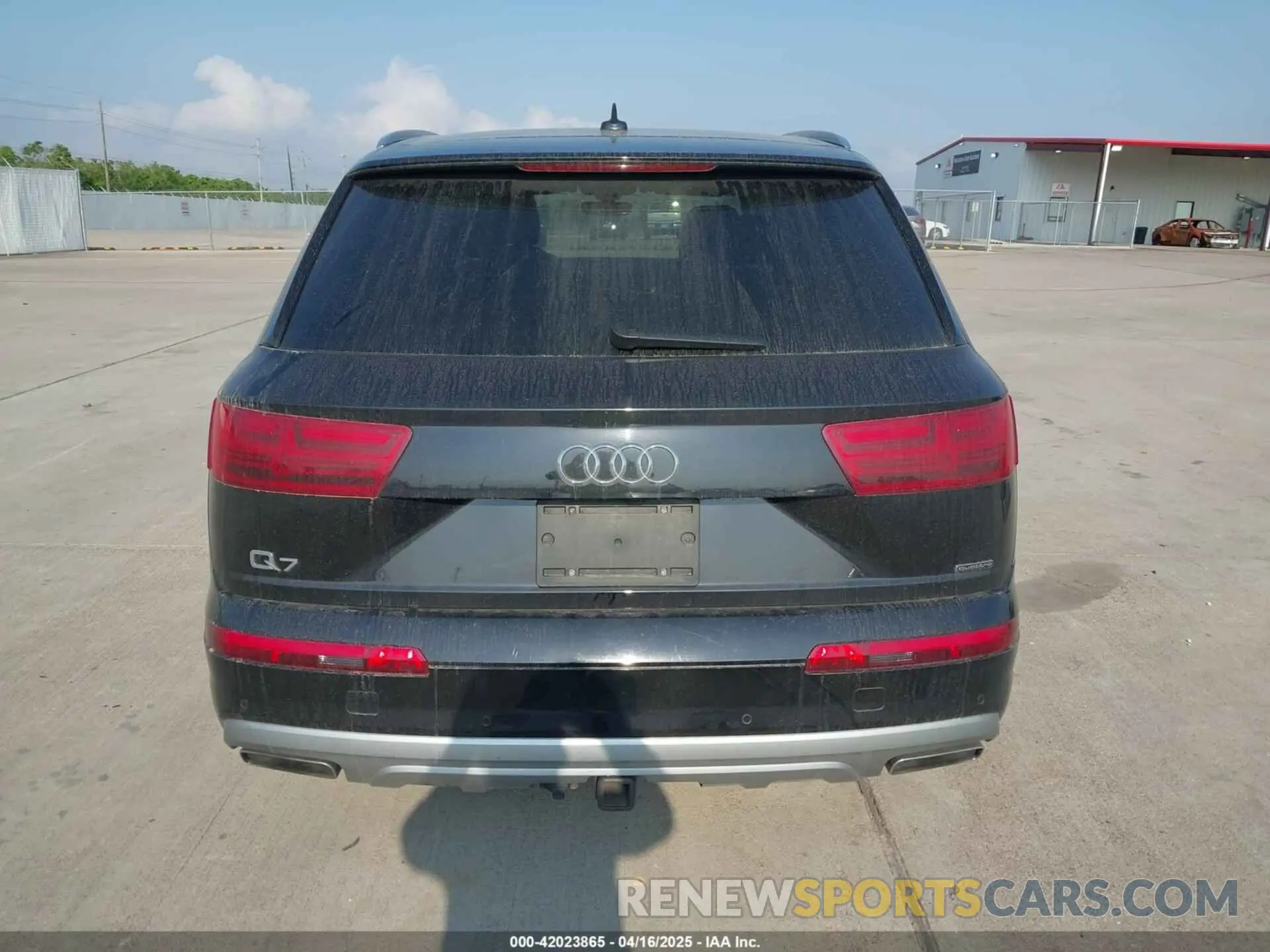 16 Фотография поврежденного автомобиля WA1LAAF72KD046925 AUDI Q7 2019