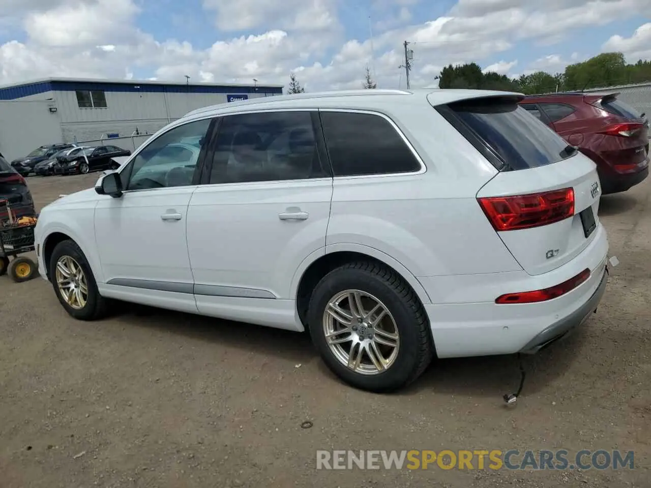 2 Photograph of a damaged car WA1LAAF73KD000326 AUDI Q7 2019