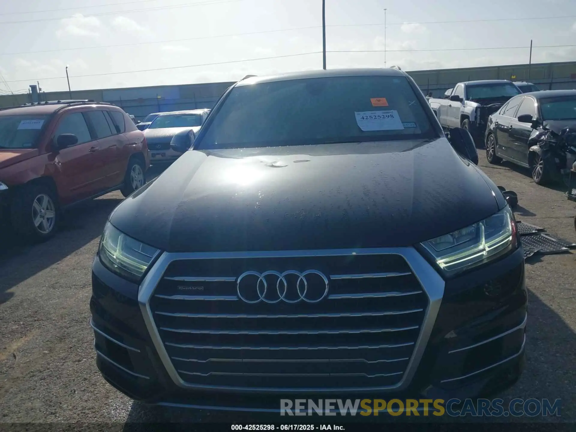 13 Photograph of a damaged car WA1LAAF73KD005199 AUDI Q7 2019