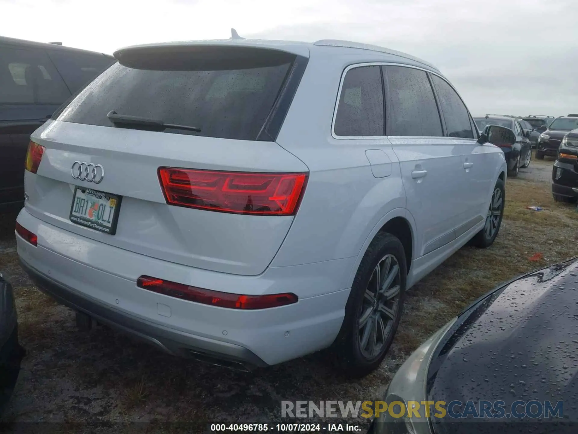 4 Фотография поврежденного автомобиля WA1LAAF74KD002571 AUDI Q7 2019