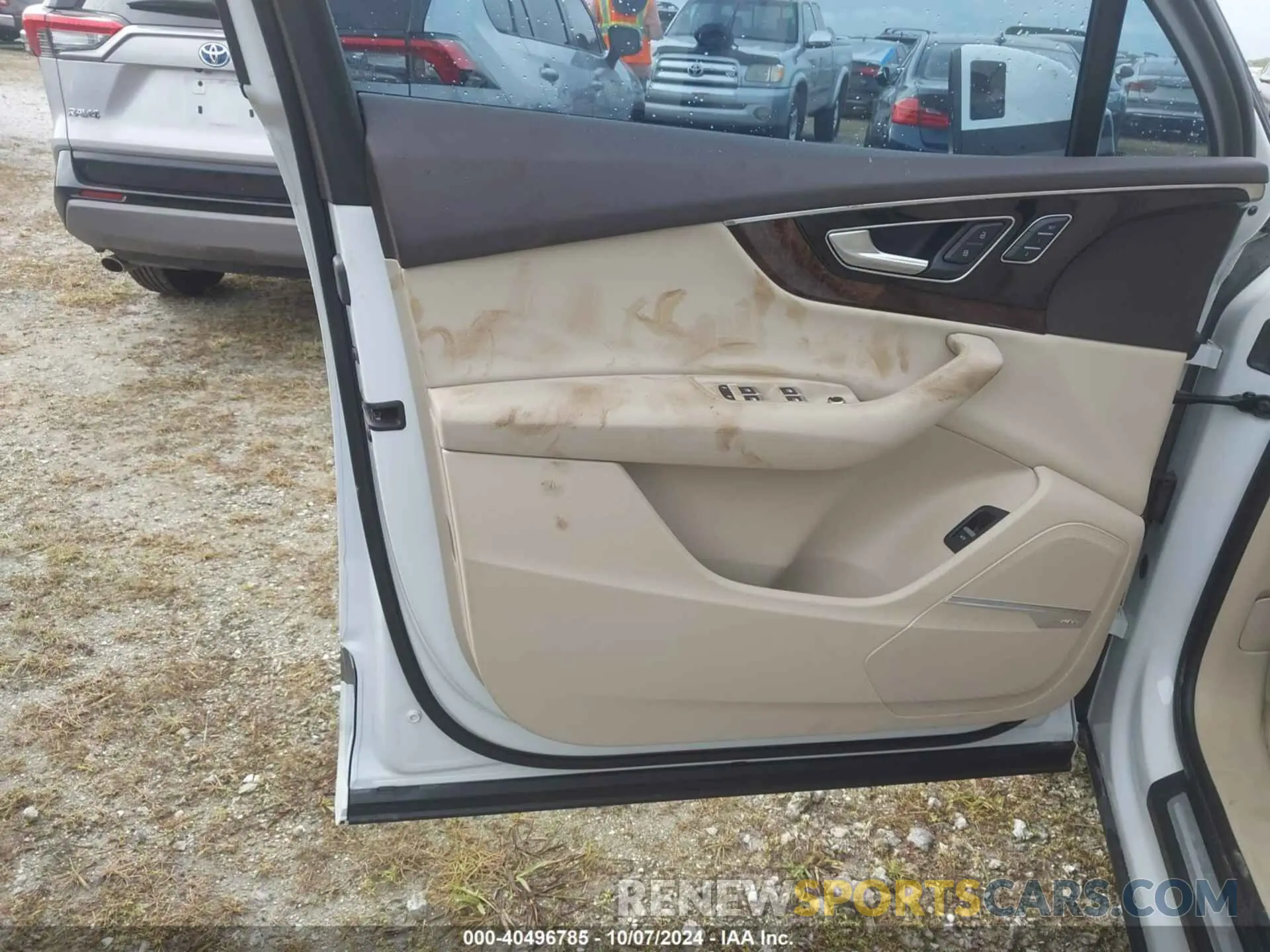 6 Фотография поврежденного автомобиля WA1LAAF74KD002571 AUDI Q7 2019