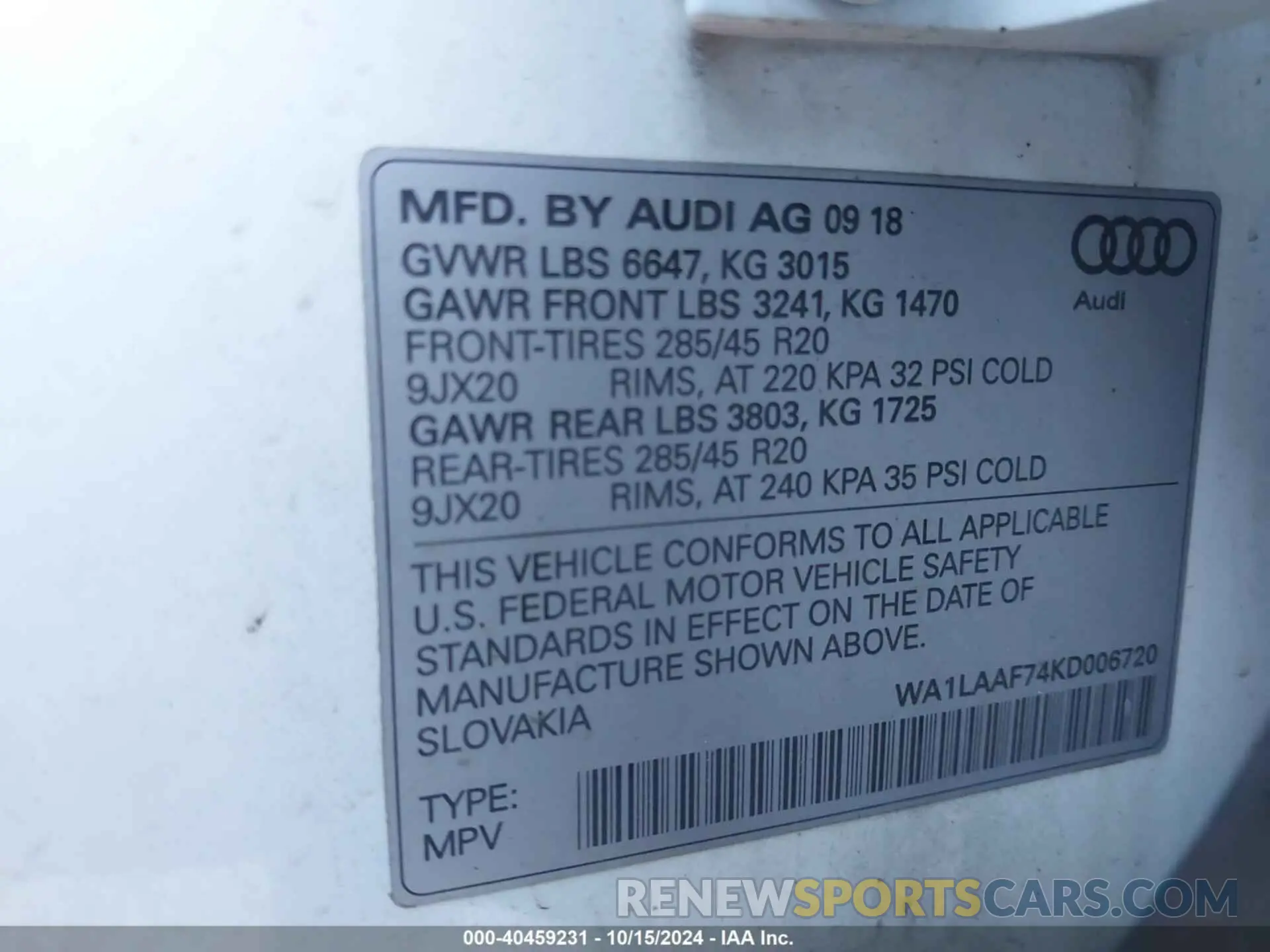 9 Photograph of a damaged car WA1LAAF74KD006720 AUDI Q7 2019