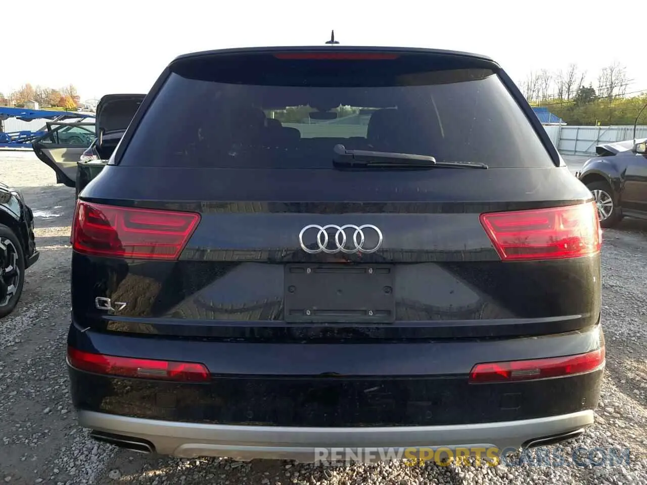 6 Фотография поврежденного автомобиля WA1LAAF74KD009553 AUDI Q7 2019