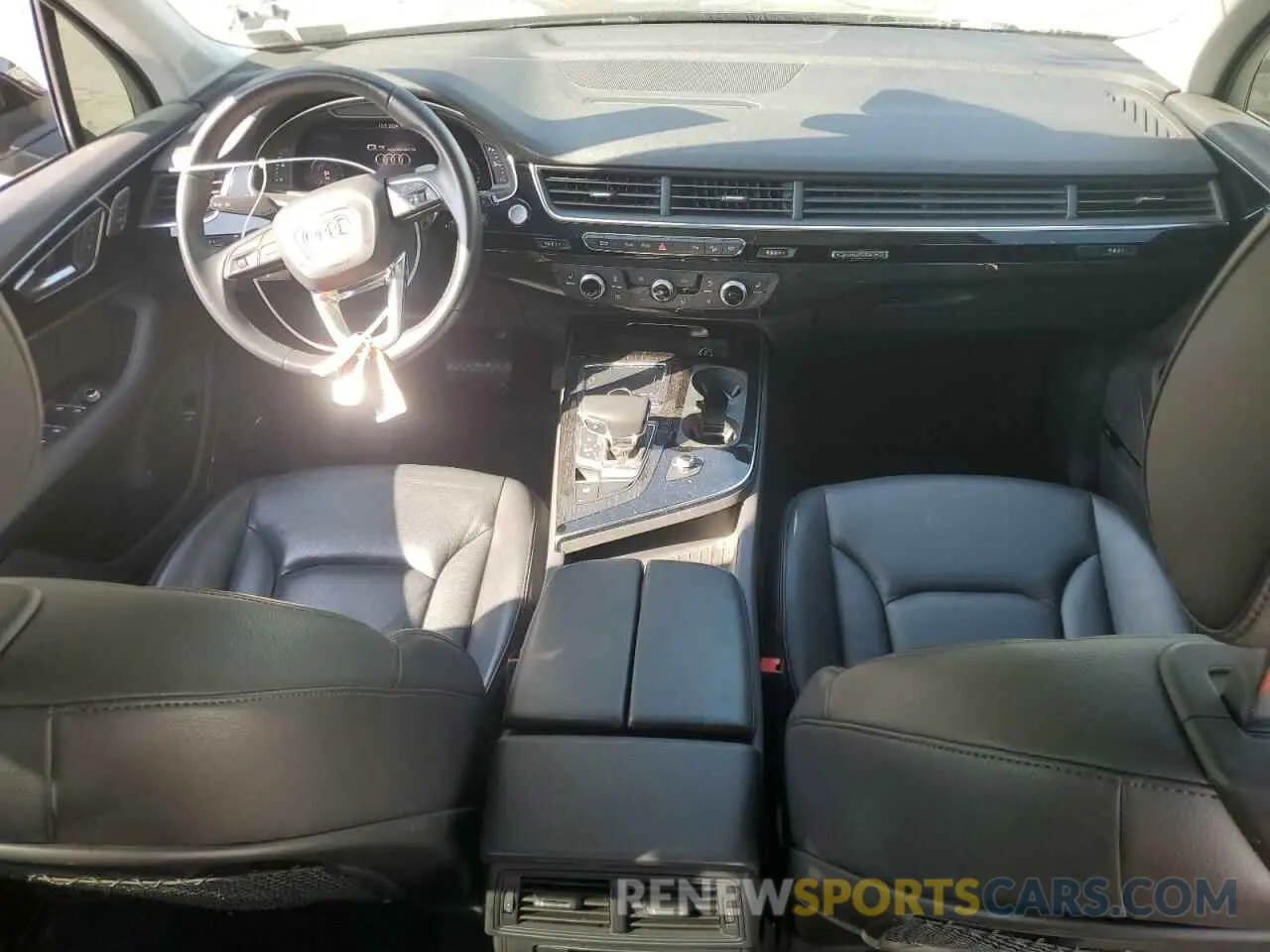 8 Photograph of a damaged car WA1LAAF74KD045890 AUDI Q7 2019