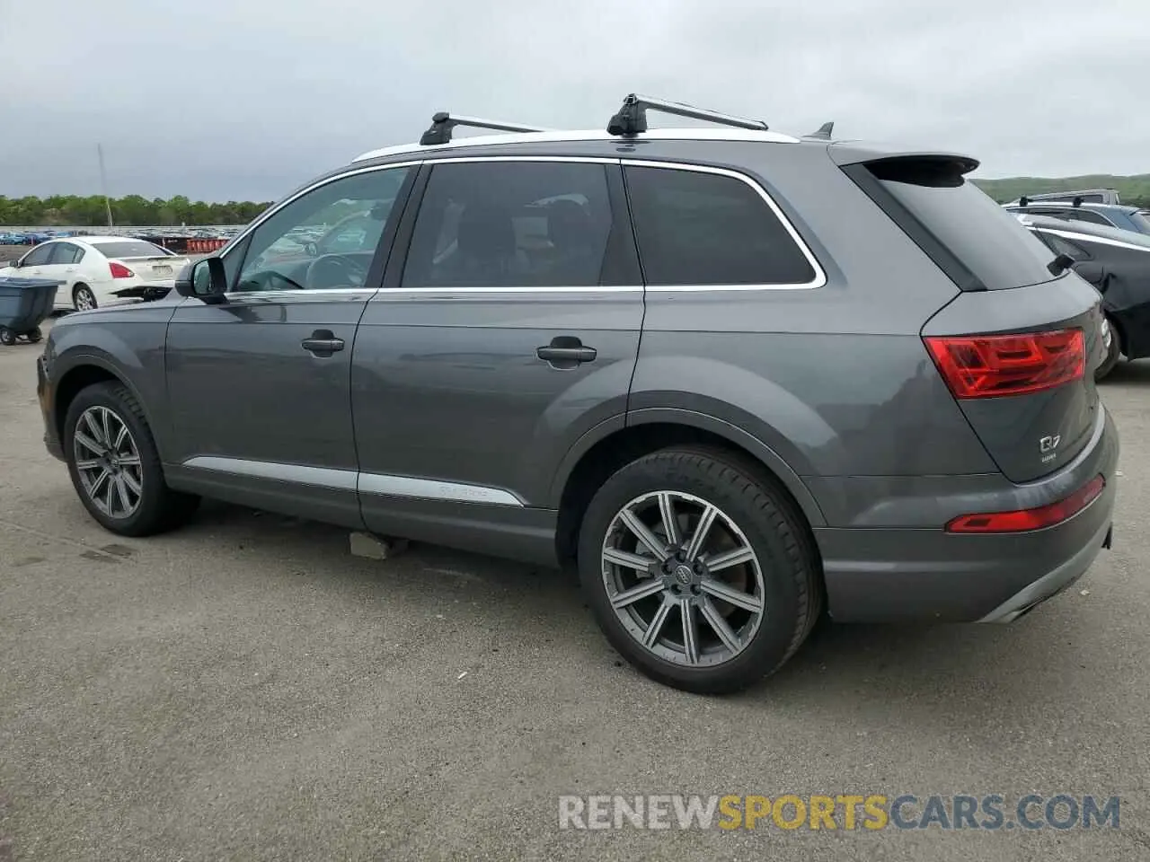 2 Photograph of a damaged car WA1LAAF75KD006144 AUDI Q7 2019
