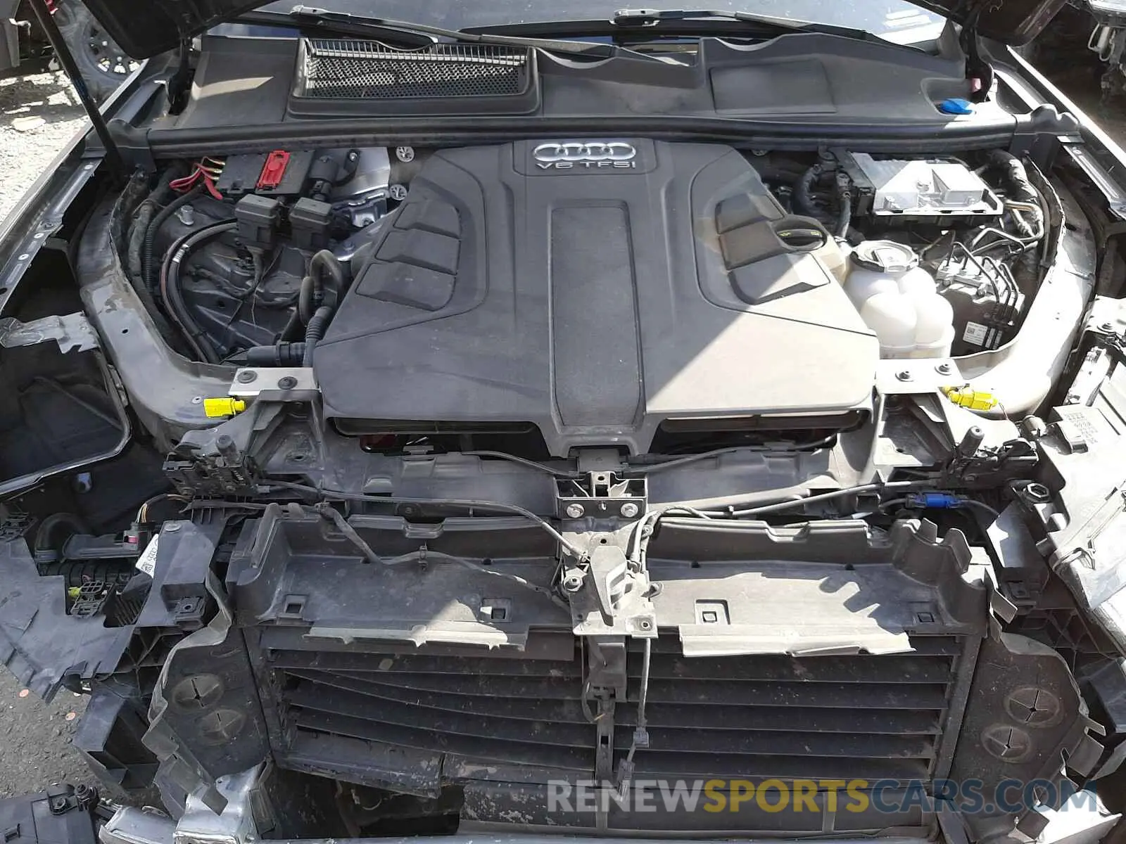 7 Photograph of a damaged car WA1LAAF76KD002278 AUDI Q7 2019