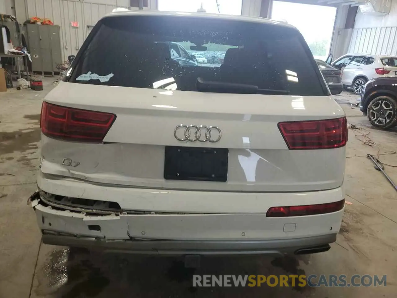 6 Фотография поврежденного автомобиля WA1LAAF77KD006744 AUDI Q7 2019