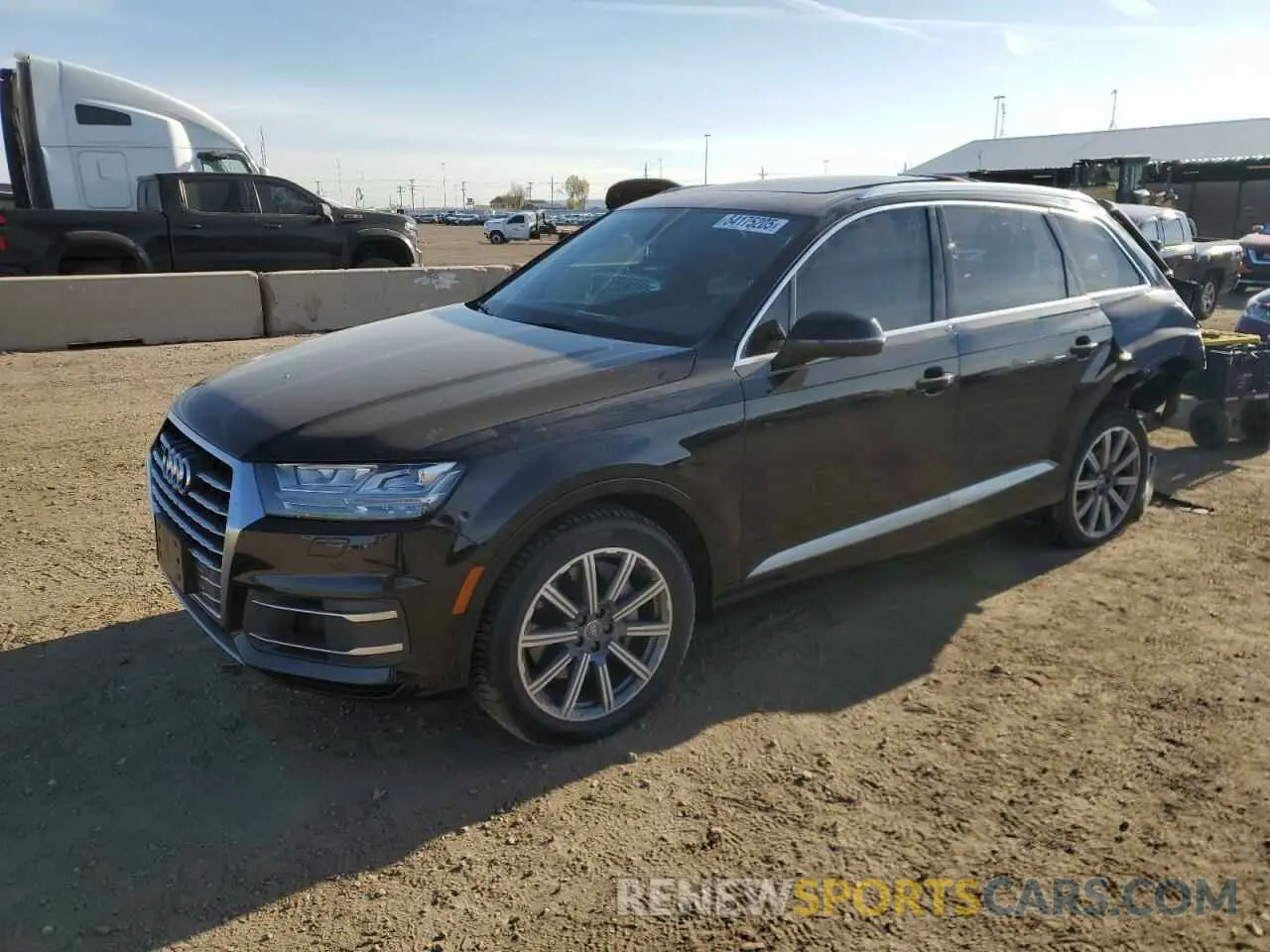 1 Фотография поврежденного автомобиля WA1LAAF78KD012553 AUDI Q7 2019