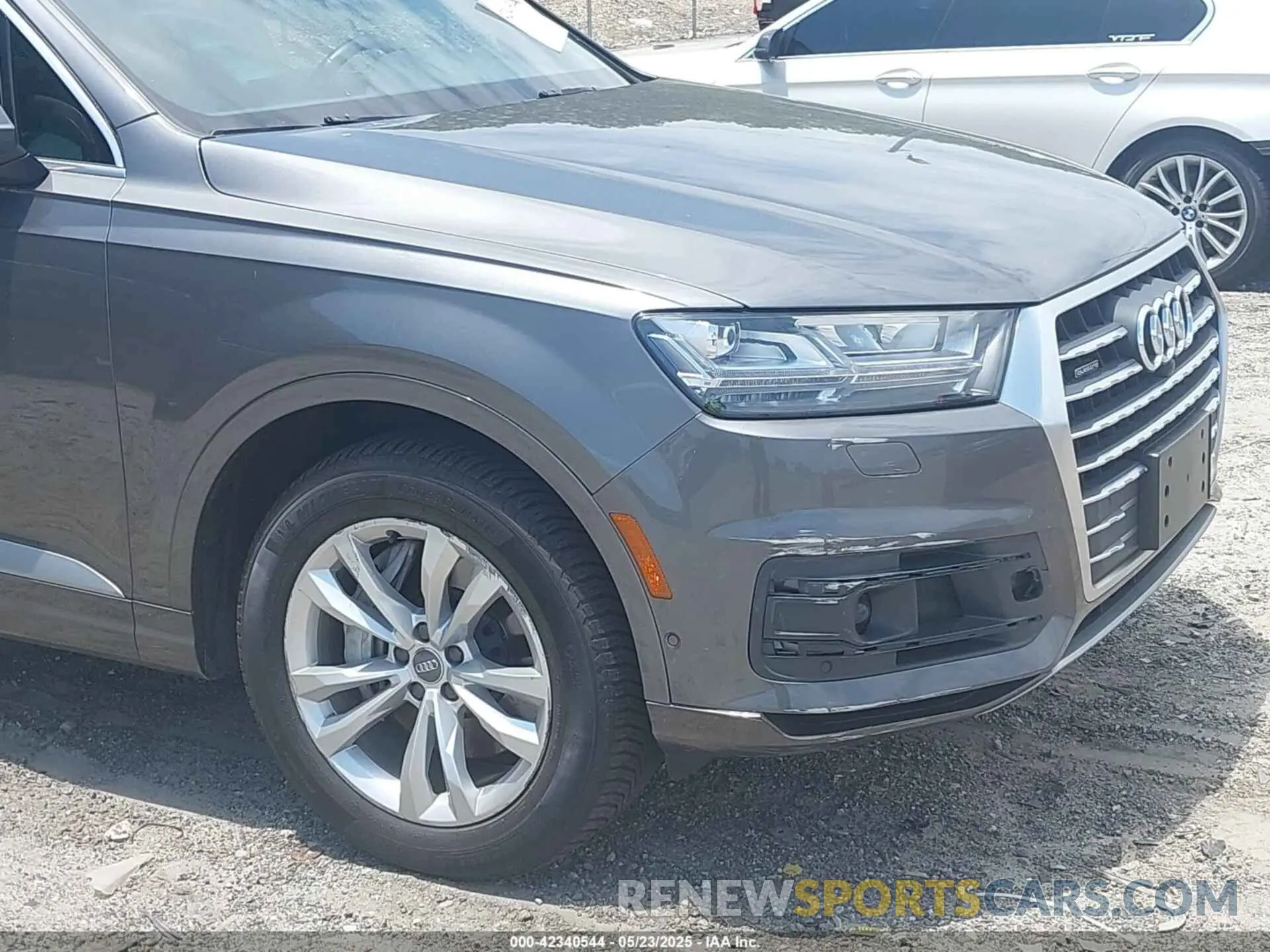 18 Фотография поврежденного автомобиля WA1LAAF78KD012598 AUDI Q7 2019