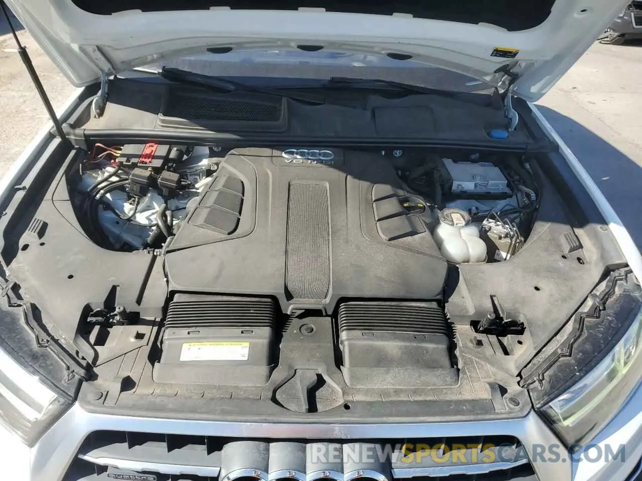 12 Photograph of a damaged car WA1LAAF79KD003621 AUDI Q7 2019