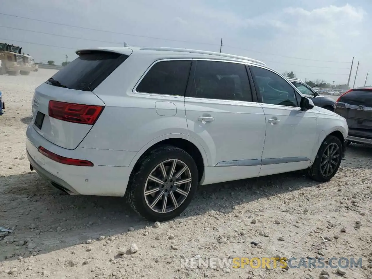 3 Photograph of a damaged car WA1LAAF79KD023383 AUDI Q7 2019