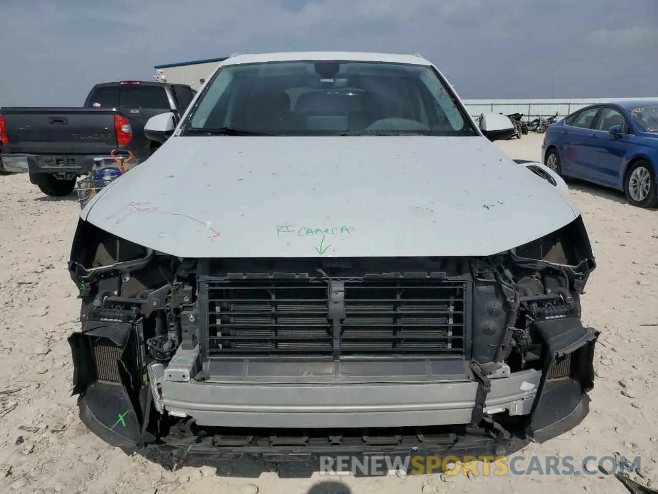 5 Photograph of a damaged car WA1LAAF79KD023383 AUDI Q7 2019