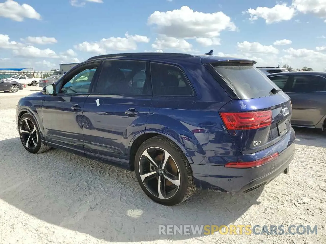 2 Photograph of a damaged car WA1LAAF79KD048610 AUDI Q7 2019
