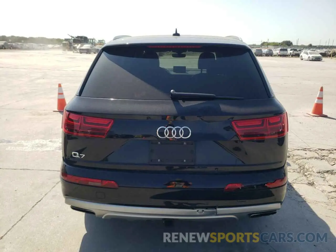 6 Photograph of a damaged car WA1LAAF7XKD016720 AUDI Q7 2019