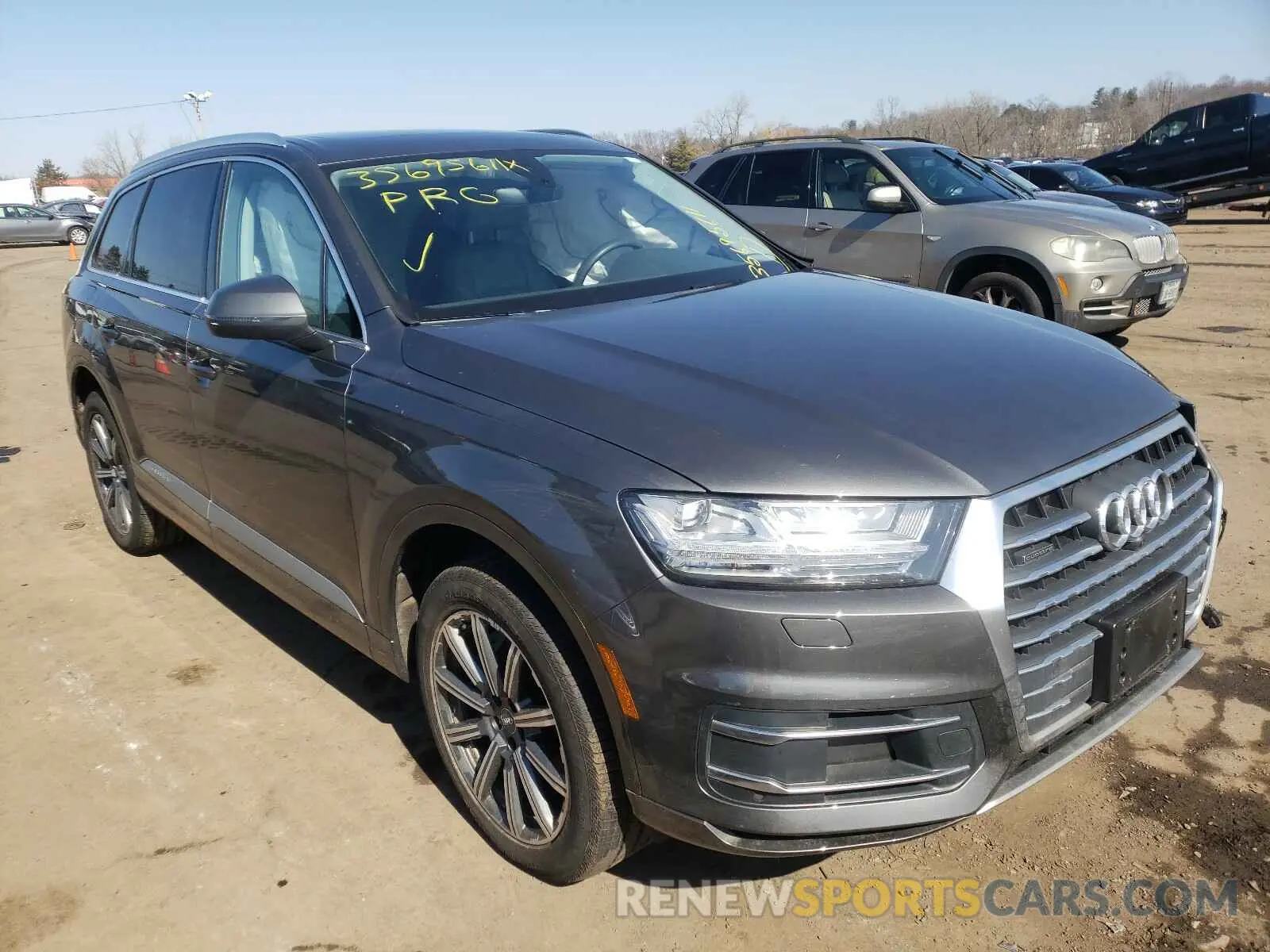 1 Photograph of a damaged car WA1LHAF70KD024644 AUDI Q7 2019