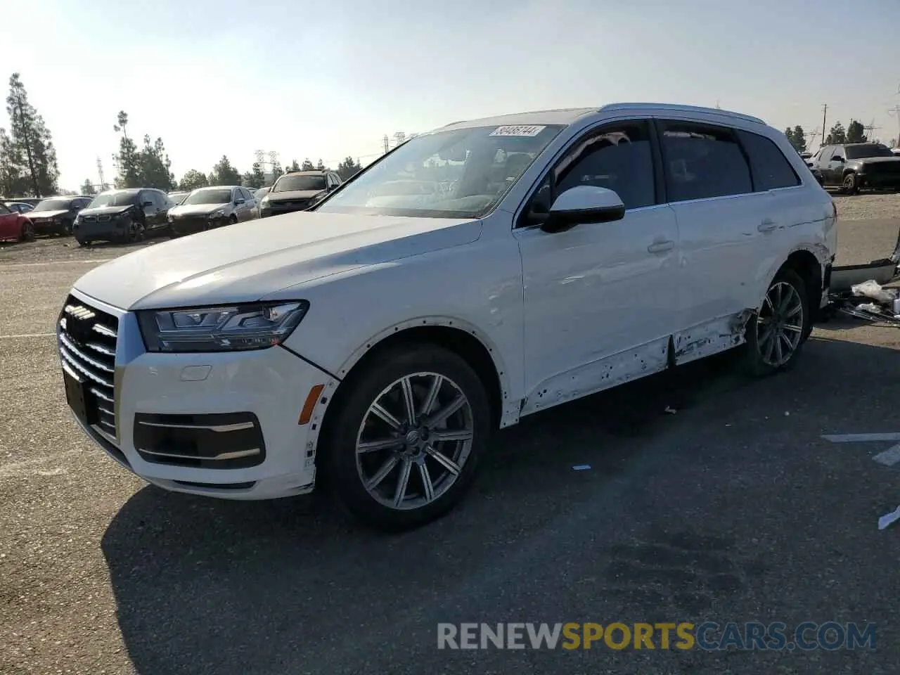 1 Фотография поврежденного автомобиля WA1LHAF70KD030072 AUDI Q7 2019