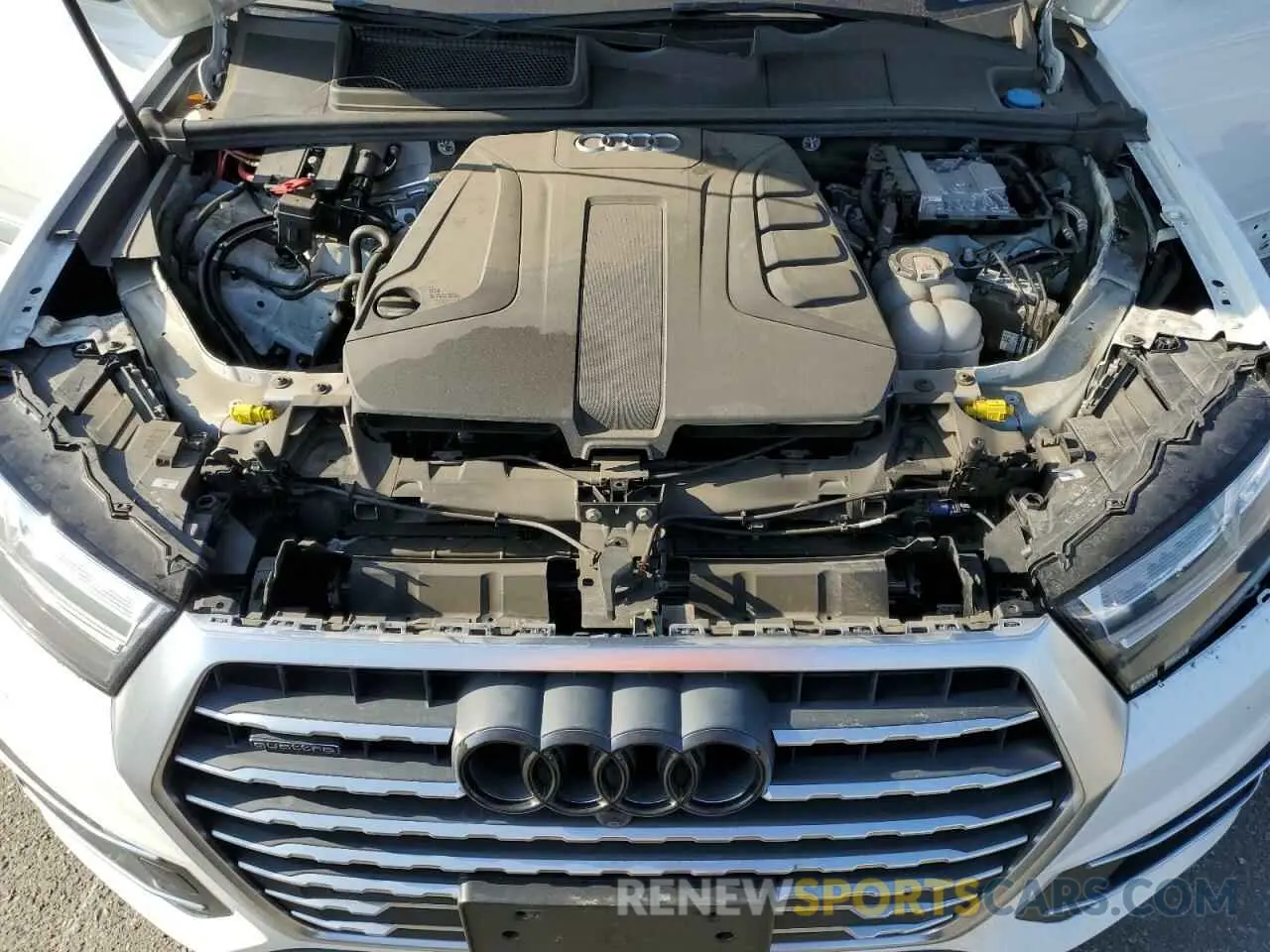 12 Фотография поврежденного автомобиля WA1LHAF70KD030072 AUDI Q7 2019
