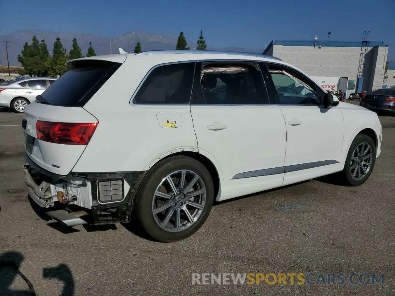 3 Фотография поврежденного автомобиля WA1LHAF70KD030072 AUDI Q7 2019