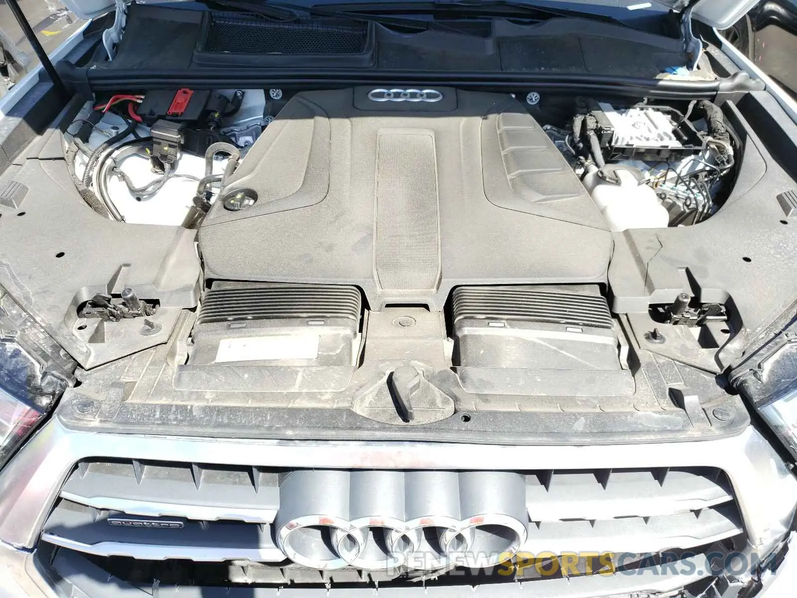 7 Photograph of a damaged car WA1LHAF72KD025259 AUDI Q7 2019
