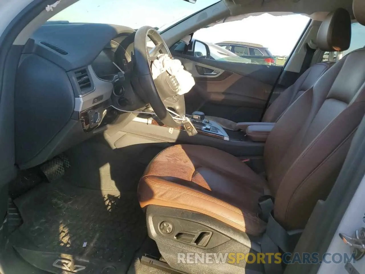 7 Фотография поврежденного автомобиля WA1LHAF72KD025620 AUDI Q7 2019