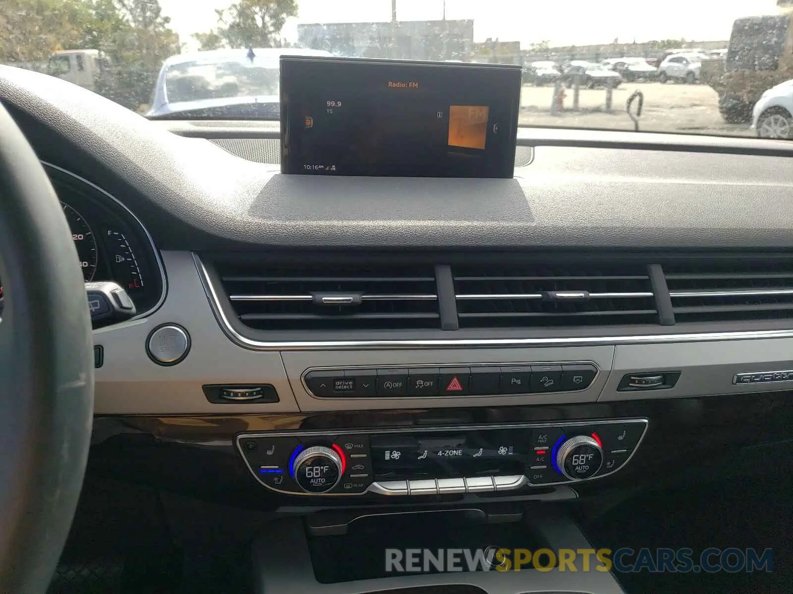 9 Photograph of a damaged car WA1LHAF72KD031918 AUDI Q7 2019